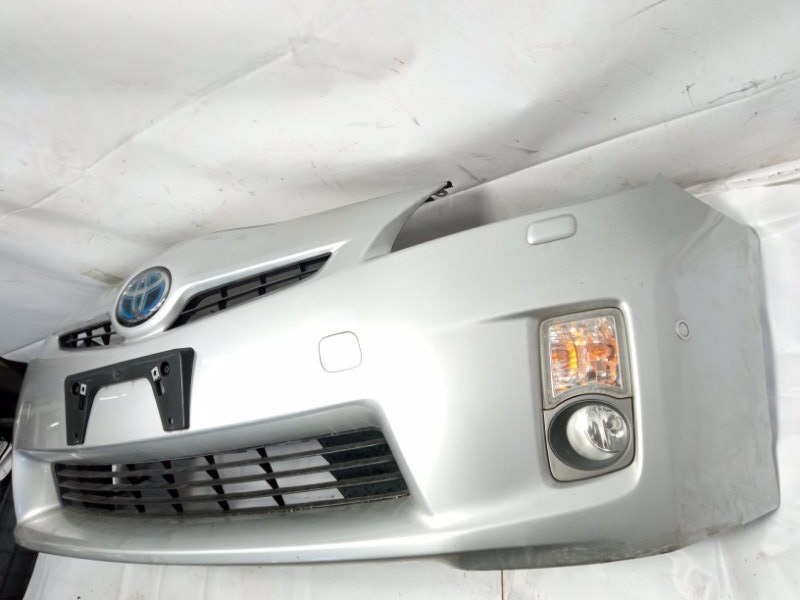 Бампер передний PRIUS 2010 ZVW30L/ZVW30/ZVW35 2ZRFXE