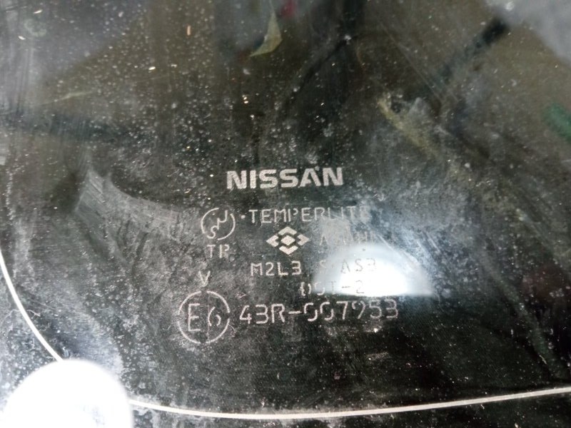 Стекло собачника заднее правое NISSAN XTRAIL DNT31/T31/NT31/TNT31 M9R