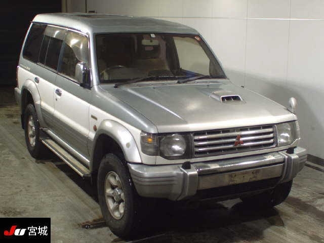 Бампер передний MITSUBISHI PAJERO/MONTERO 1995 V46V/V46W/V46WG/V43W/V44W/V45W/V55W/V21W/V23C/V23W/V24W/V25W/V26C/V26W/V26WG 4M40T MB679562 контрактная