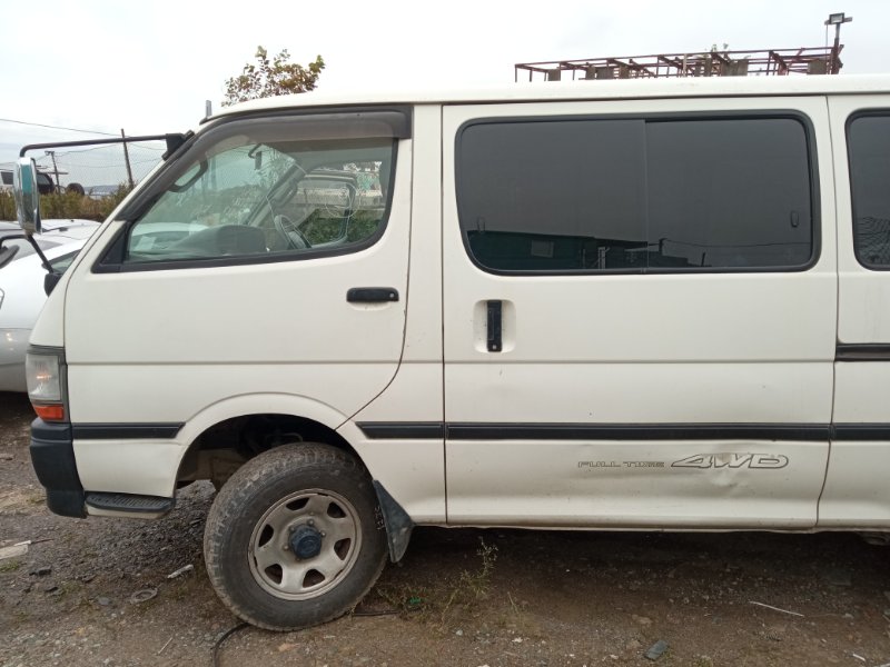 Кузов передний HIACE 01.2001 LH113 5L