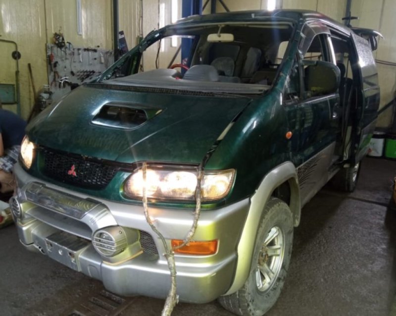 Блок управления акпп передний DELICA 1998 PE8W 4M40TE