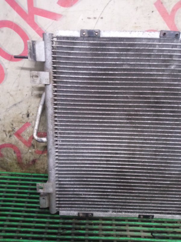 Радиатор кондиционера Kia Sorento BL D4CB