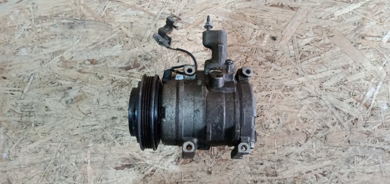 Компрессор кондиционера TOYOTA MARK II GX100 1GFE 4472203136 Б/У