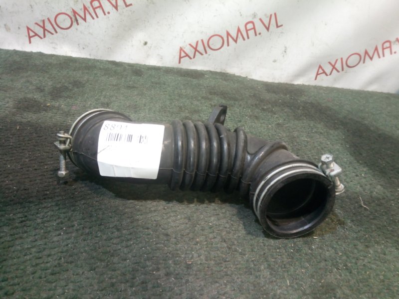 Патрубок воздушного фильтра TOYOTA RUNX 2002 NZE121 1NZ-FE 17880-21030 контрактная