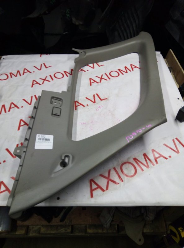 Обшивка багажника задняя правая TOYOTA CALDINA 1996-2001 ST210 3S-FE 62470-21010-156 контрактная