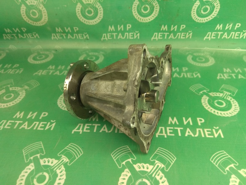 Помпа Toyota Mark II 1G-FE