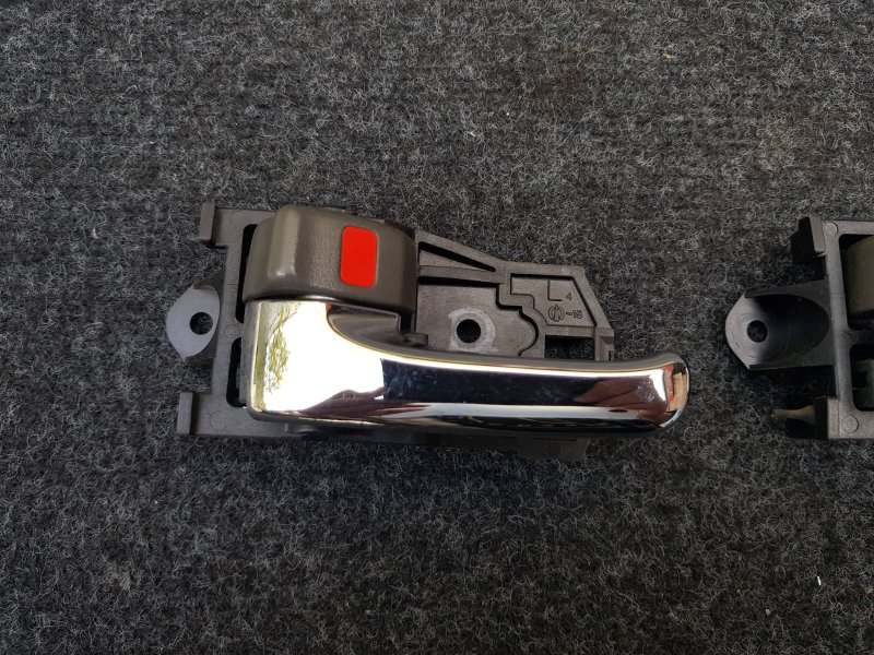 Ручка двери внутренняя передняя левая toyota chaser 1997 jzx100 69206-22080-E0 контрактная