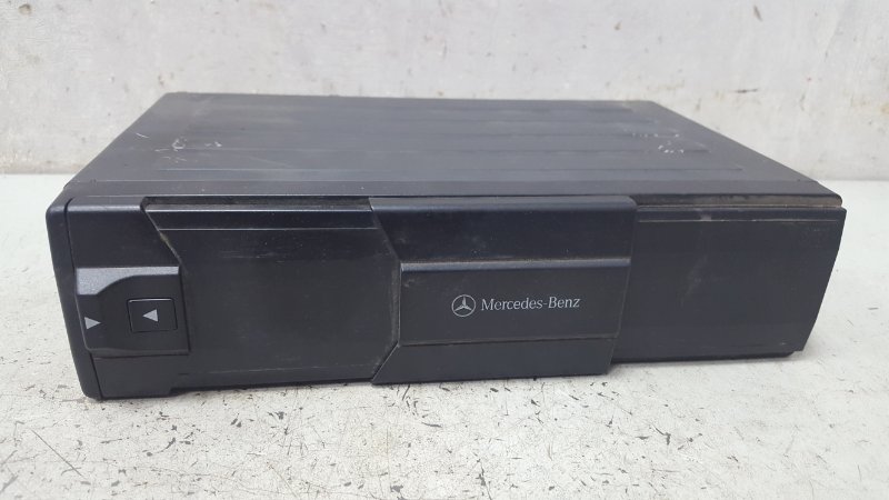 CD Чейнджер компакт дисков Mercedes S320 CDI 2000 W220 OM613.960 3.2л 0028207989 Б/У