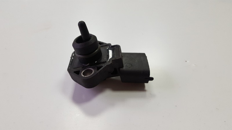 Датчик Абсолютного Давления Map sensor Geely Otaka 2008 CK седан MR479QA 1.5л 0261230013 Б/У