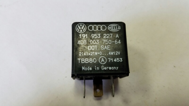 Реле Audi 80 1990 B3 893 89Q 8A2 RN 1.6л 191953227A Б/У