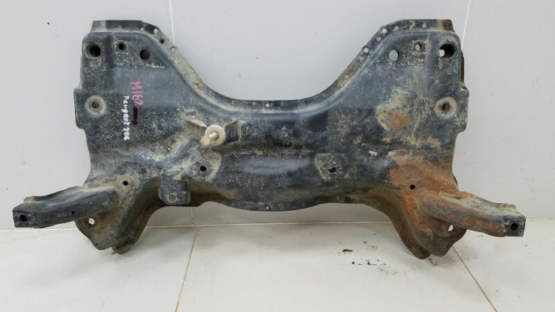 Подрамник балка передний Peugeot 206 2007 2B KFW TU3JP 1.4л Б/У