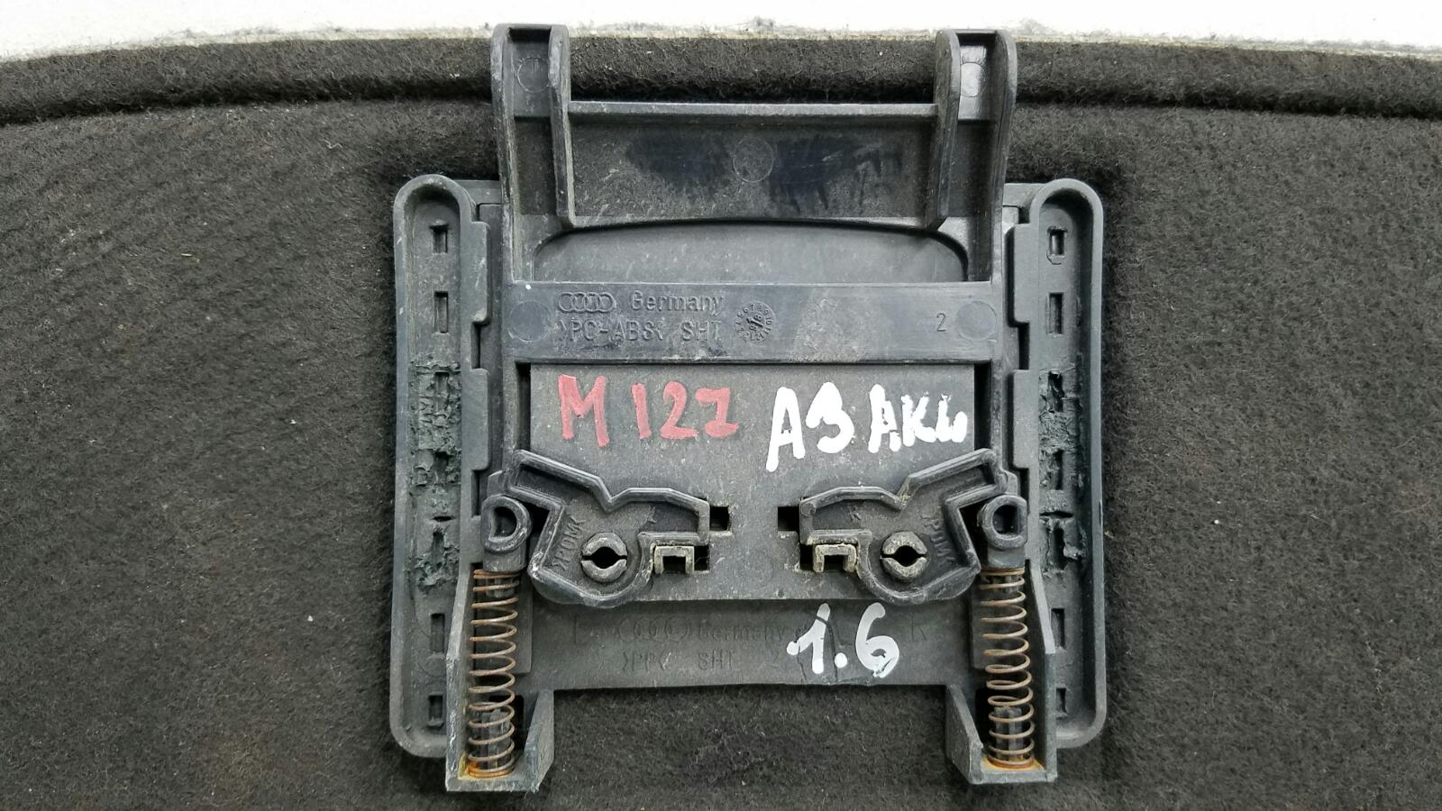 Крышка обшивки багажного отделения Audi A3 Купэ 8L1 AKL 1.6л