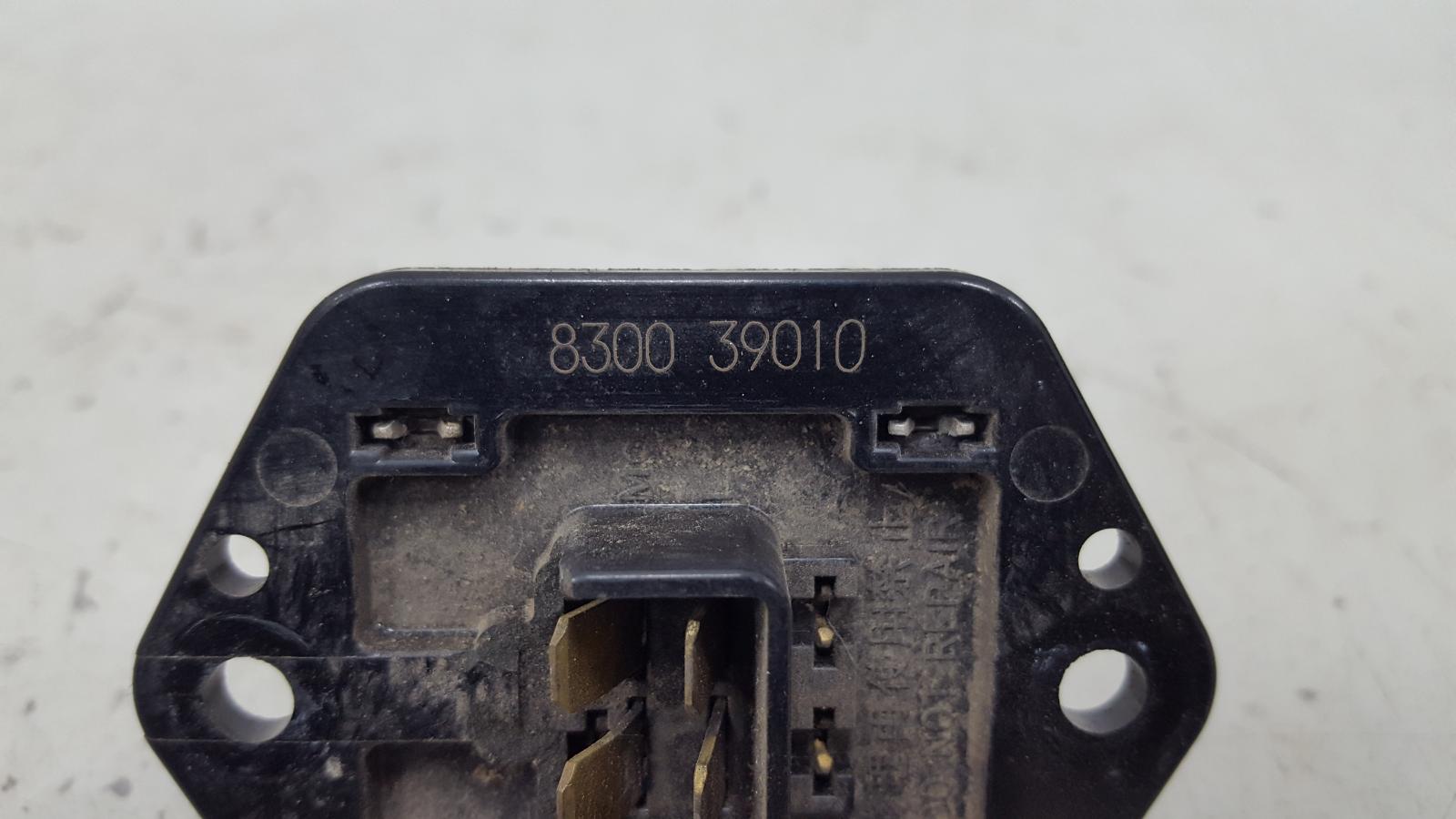 Резистор реостат печки Mitsubishi Lancer 9 CSA 4G18 1.6л