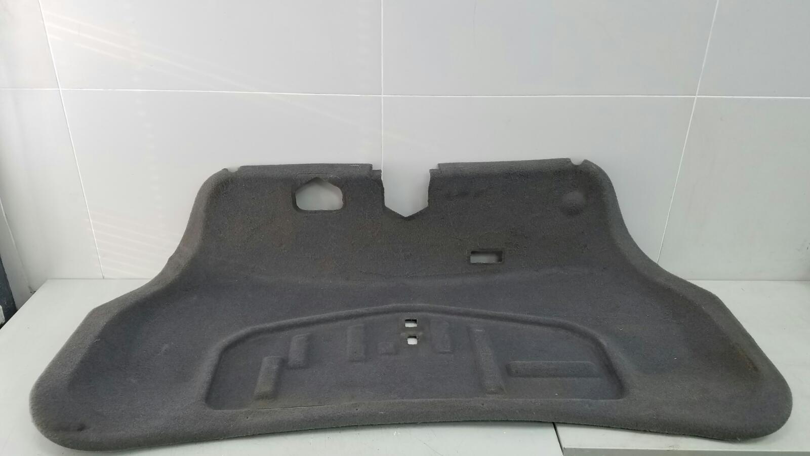 Обшивка крышки багажника 750 i iL 1997 E38 M73B54 5.4л