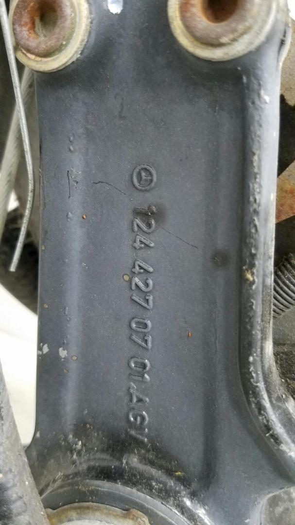Педаль стояночного тормоза ножник C280 1998 W202 M104.941 2.8л