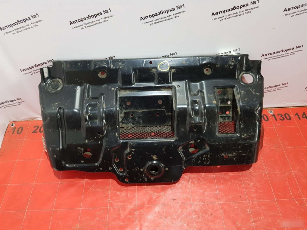 Защита двигателя Toyota Land Cruiser Prado 150 5140560210 новая