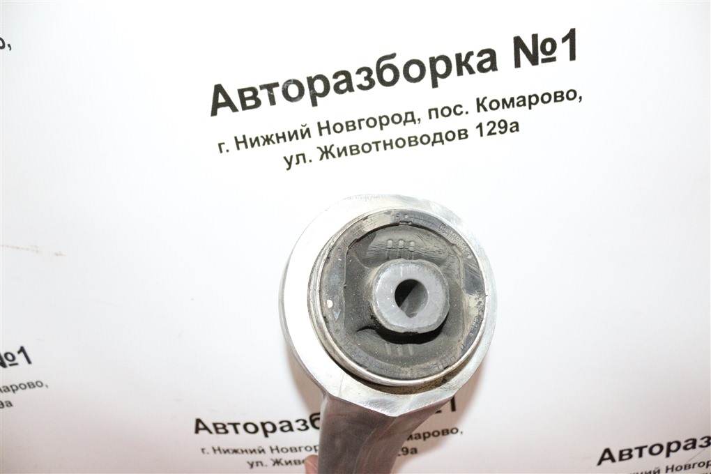 Рычаг подвески верхний передний левый A4 2011 Седан B8 CDN