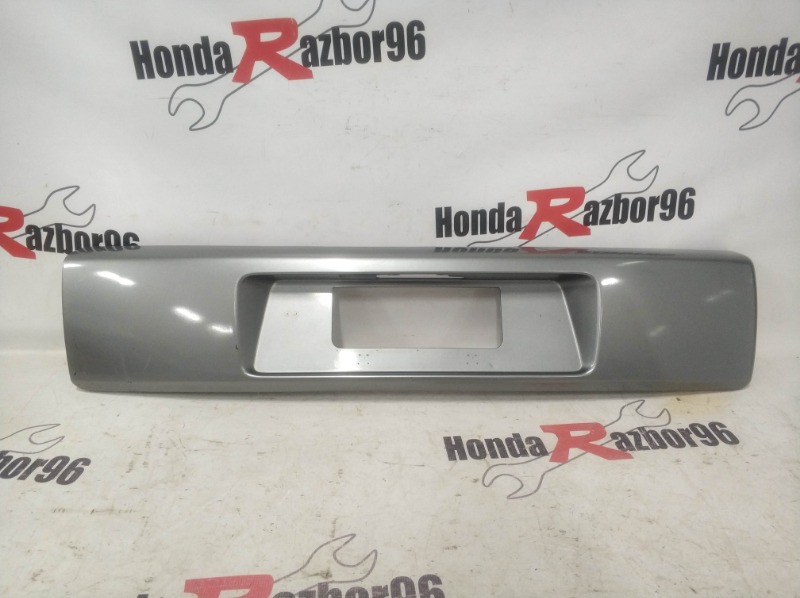 Накладка багажника Honda CR-V 2006 2 RD7 K24A 74890-S9A-306ZF контрактная