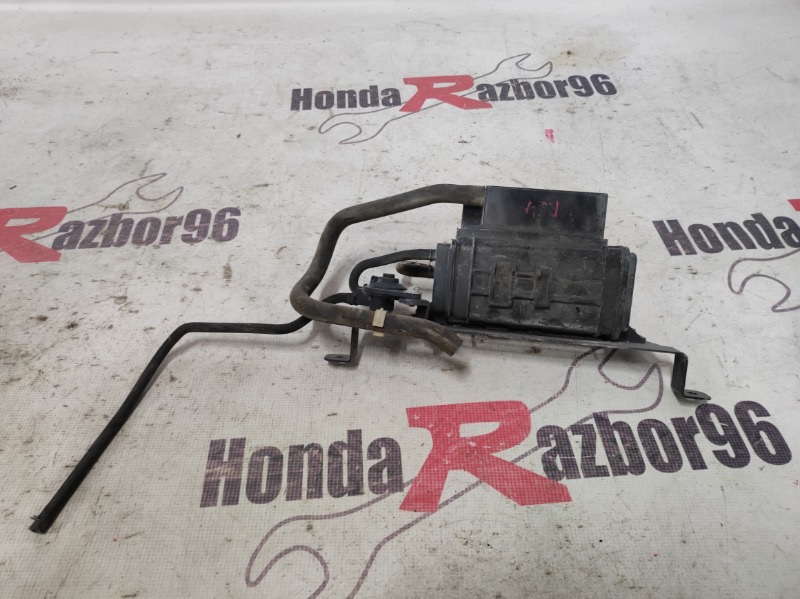 Фильтр паров топлива абсорбер Honda CR-V 2007 3 k24a 17300SNA003 контрактная