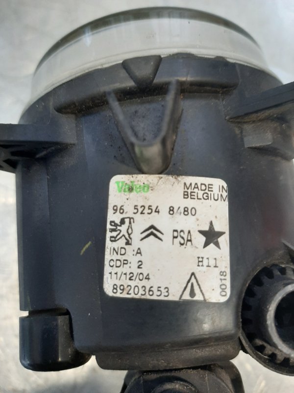 Фара противотуманная (ПТФ) (противотуманка) Citroen Berlingo M59 DV6ATED4