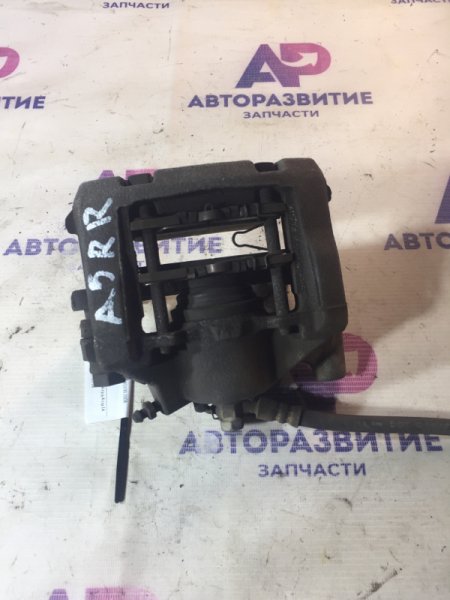 Суппорт задний правый GS460 2008 URS190 1UR-FSE