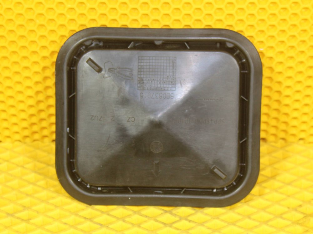 Заглушка двери передняя левая Octavia 2013—2017 А7 1.6 MPI AT