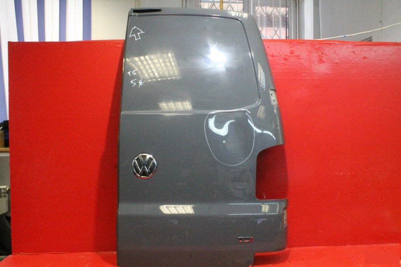 Крышка багажника задняя правая Volkswagen Transporter 2009-2015 T6 Б/У