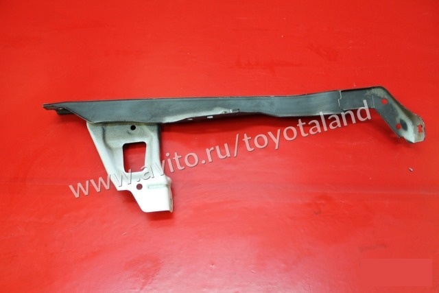 Кронштейн панели Toyota Land Cruiser 2007-2015 200 Б/У