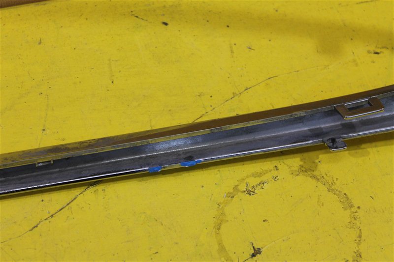 Накладка решетки радиатора передняя Hatch 2013-2018 F55