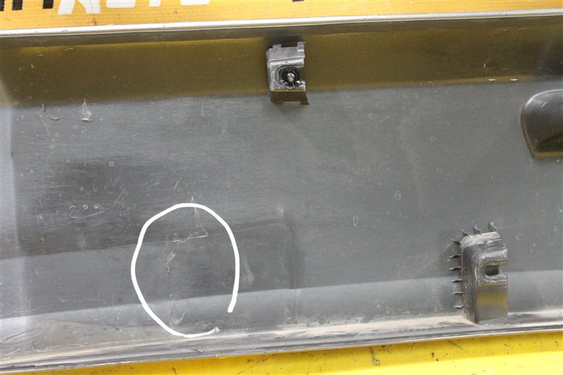 Накладка крышки багажника задняя CR-V 2012-2015 4