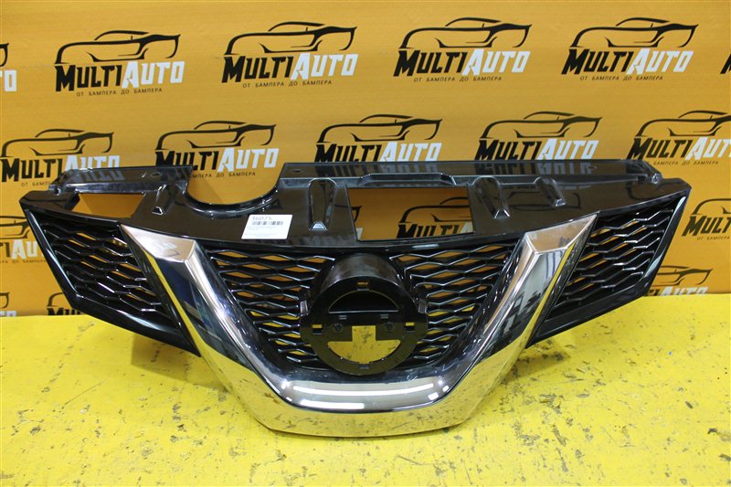 Решетка радиатора передняя Nissan X-Trail 2013-2017 T32 623104CL0A Б/У