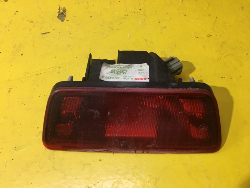 Фонарь противотуманный Nissan Juke 2010-2019 YF15 26580-ed50a новая