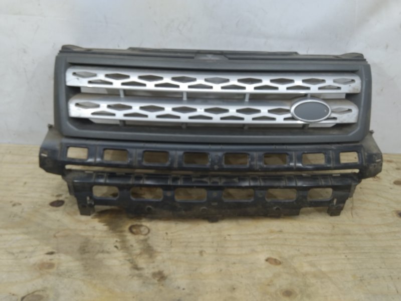 Решетка радиатора LAND ROVER Freelander 2010-2012 2 BH528A133 Б/У