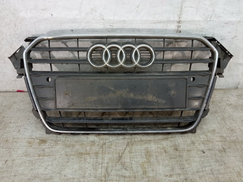 Решетка радиатора AUDI A4 2007-2015 B8 8K0853651E Б/У