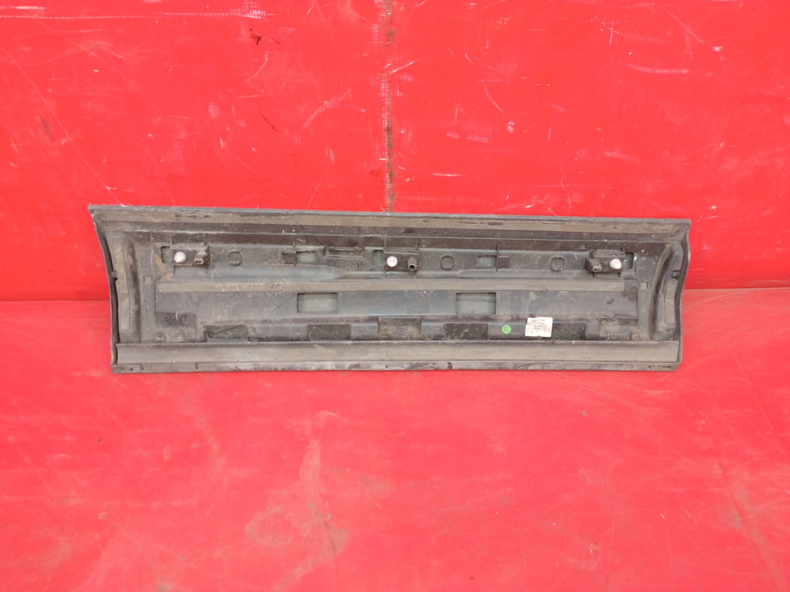 Накладка двери задняя левая Q3 2011-2014 1