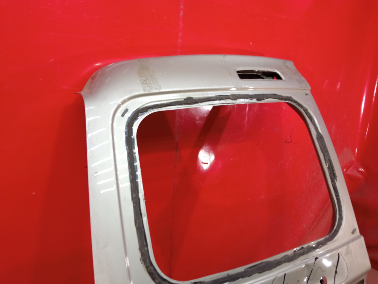 Дверь багажника задняя левая LARGUS 2012- 1
