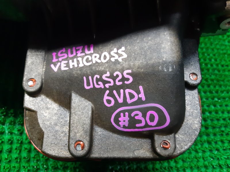 Поддон ISUZU VEHICROSS UGS25 6VD1