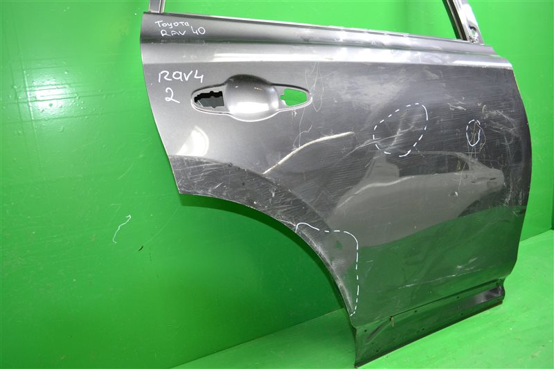 Дверь задняя правая RAV4 2012-2019 CA40