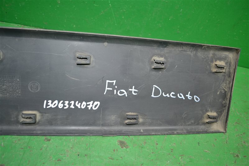 Накладка двери правая DUCATO 2006-2014 3