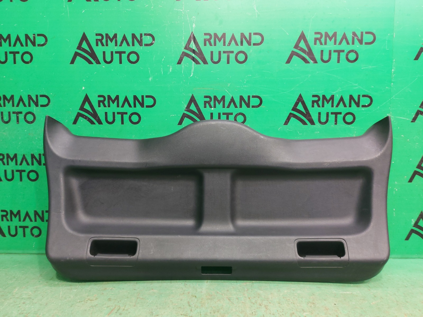 Обшивка двери багажника LAND ROVER FREELANDER 2006-2010 2 LR032277 Б/У