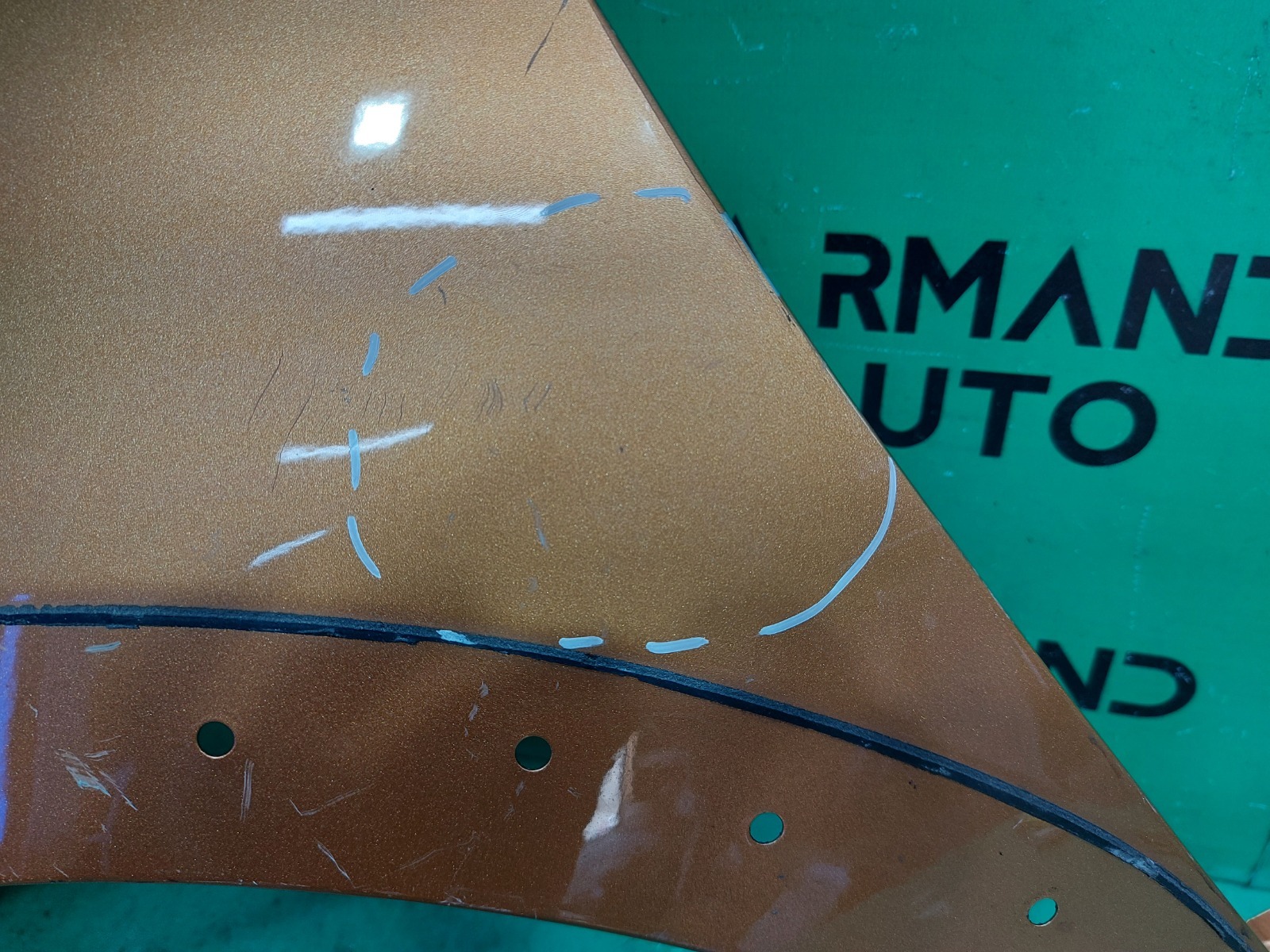 Крыло переднее левое X-RAY CROSS 2015