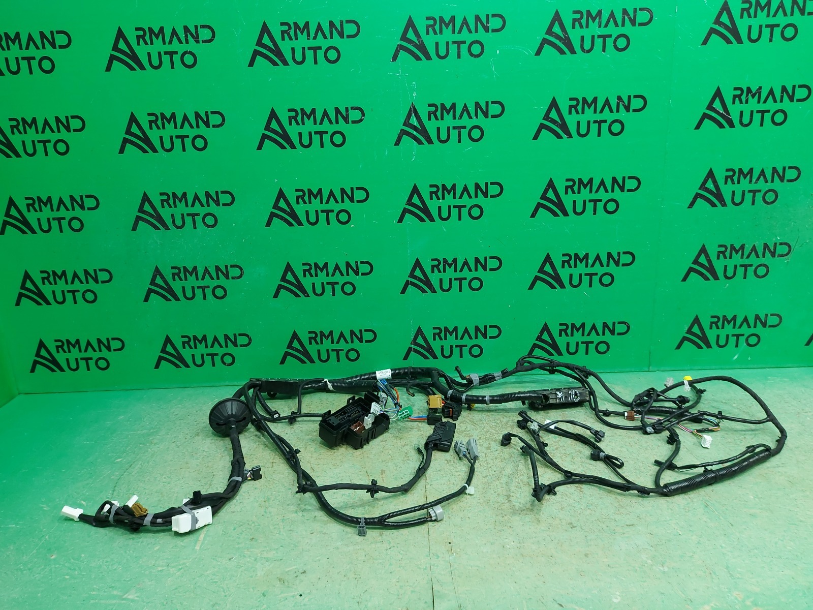 Проводка моторного отсека NISSAN QASHQAI 2013 J11 24012hl01b купить Б/У  id176969