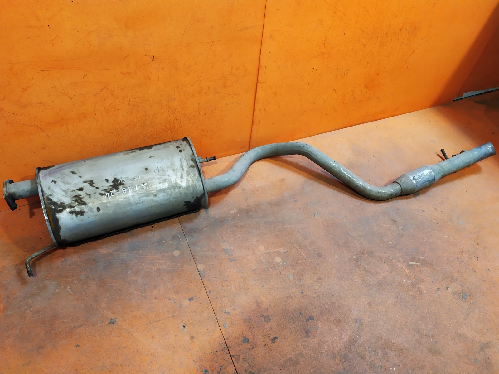 Глушитель паджеро спорт. Pajero Sport глушитель. Глушитель Паджеро 4. Глушитель Мицубиси Паджеро спорт. Глушитель Паджеро артикул.