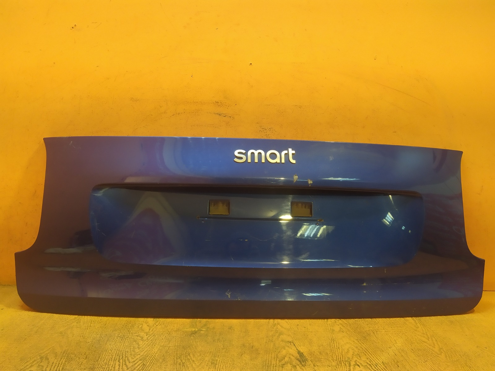 Накладка двери багажника Smart Fortwo 2014-нв 3 БУ