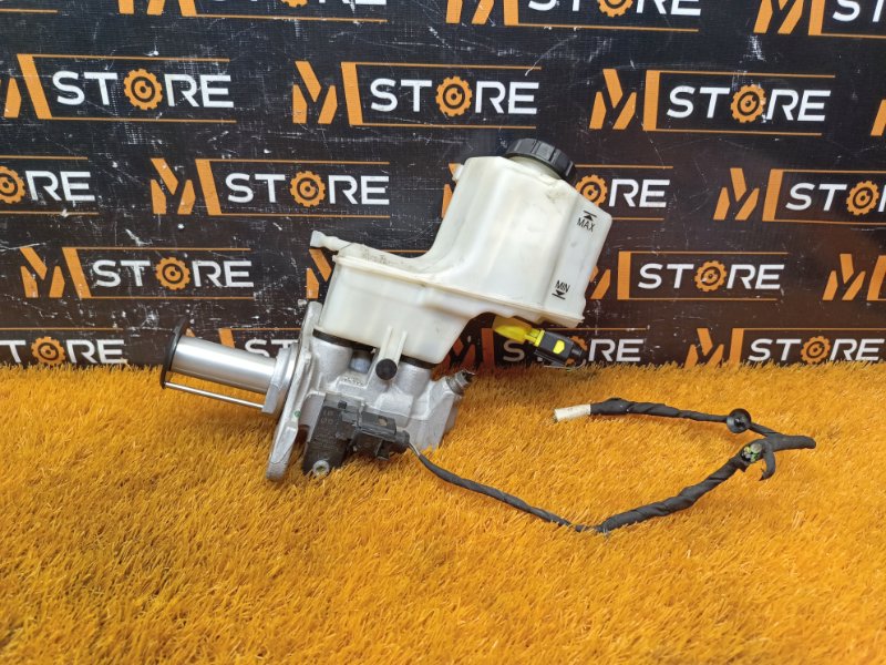 Главный тормозной цилиндр Audi A3 2013 8V CJSB 8V2611021B купить ...