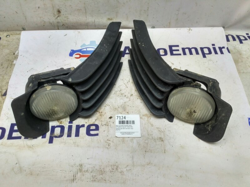 Фара противотуманная передняя MITSUBISHI GALANT 1996-2005 EA3A 4G64 MR 520741 Б/У