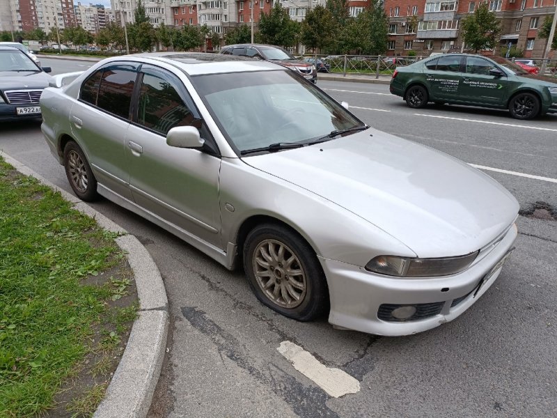 Обшивка багажника задняя левая MITSUBISHI GALANT EA5A 6A13