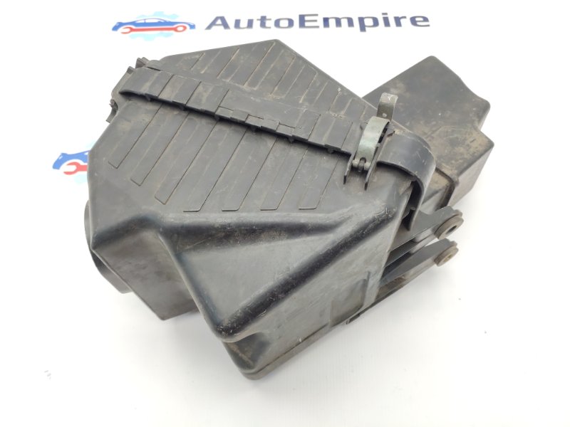 Корпус воздушного фильтра MITSUBISHI GALANT 1996-2005 EA1A 4G64GDI MR 323072 контрактная