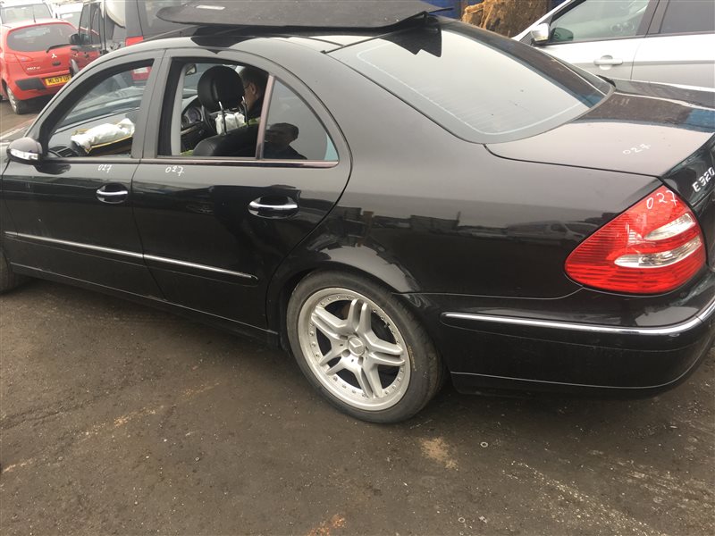 Люк бензобака MERCEDES E W211 648.961 3.2 cdi