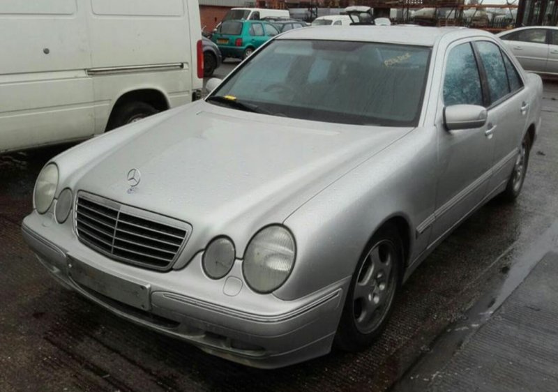 Молдинг крыла E-CLASS 2000 W210 613.961 3.2 CDI